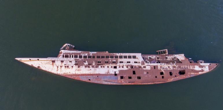 Саддам Хюсеин имаше 121-метрова яхта-бижу. Какво се случи с нея